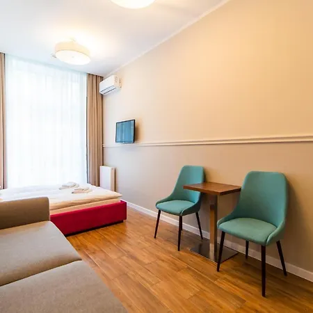 Appartement Rent Like 004
