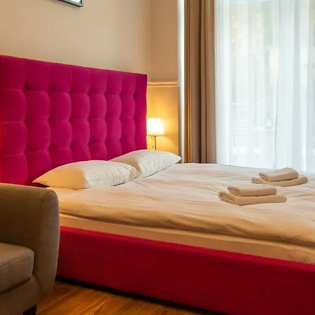 Appartement Rent Like 004 *
