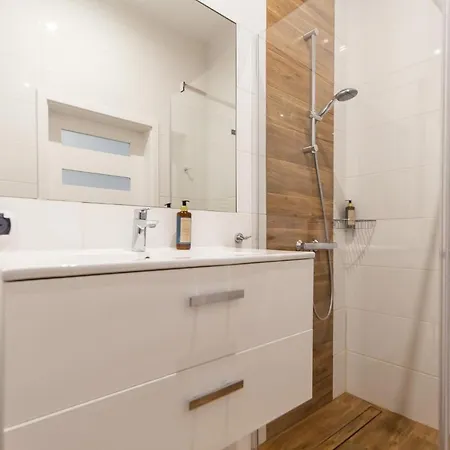 Appartement Rent Like 004 *