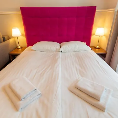 Appartement Rent Like 004