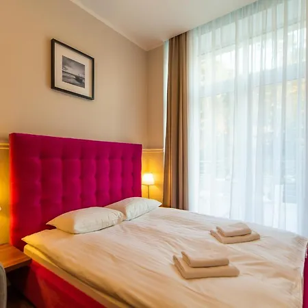 Appartement Rent Like 004 *
